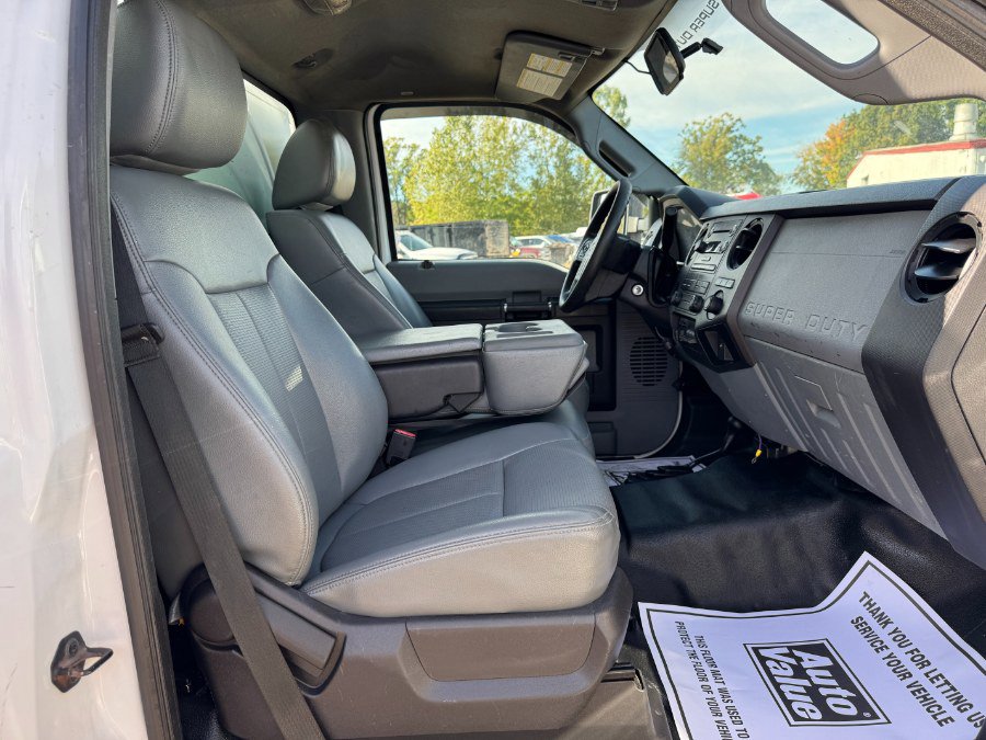 Used 2014 Ford F550 4x4 Regular Cab Super Duty image 20