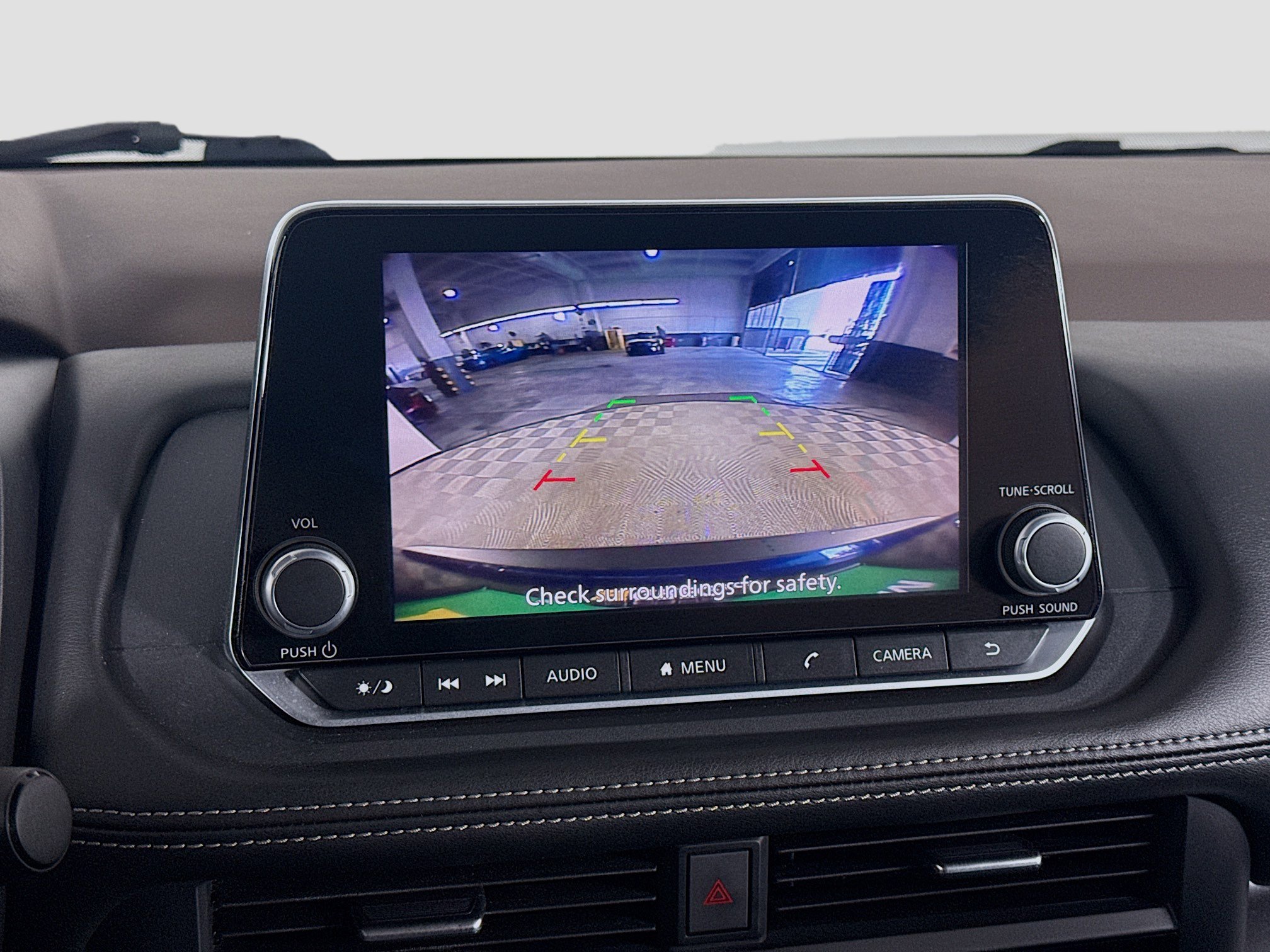 Used 2023 Nissan Rogue SV image 19