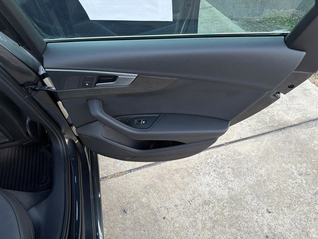 Used 2019 Audi A4 2.0T Premium w/ Convenience Package image 30