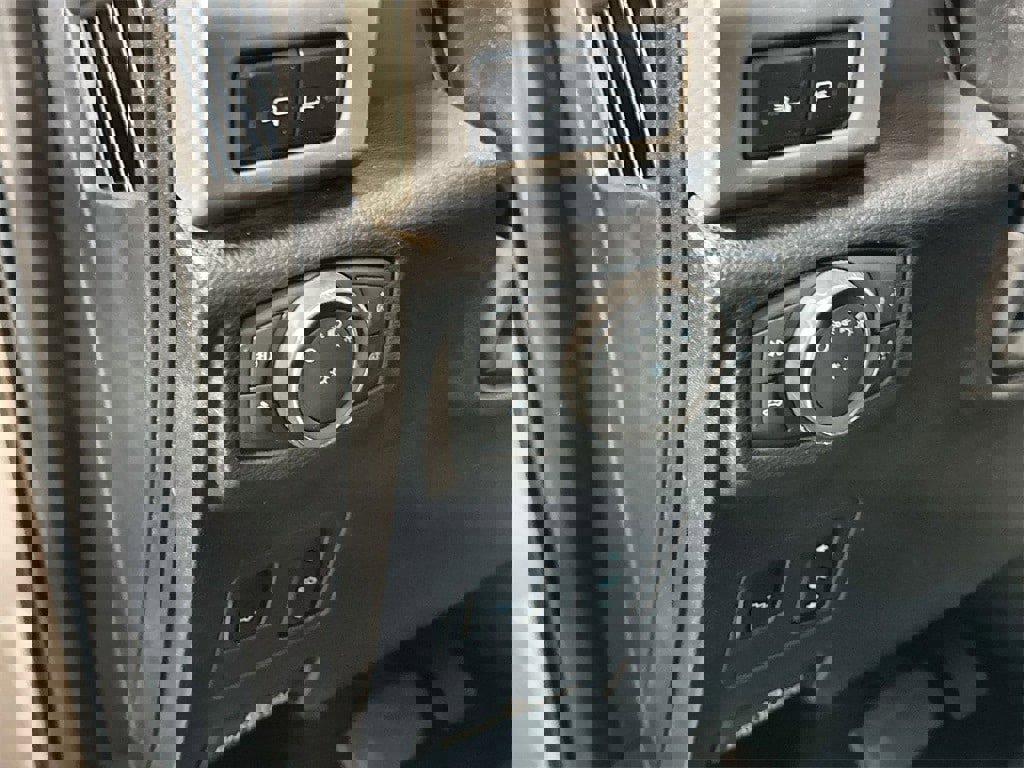 Used 2020 Ford F250 Lariat w/ Lariat Ultimate Package image 16