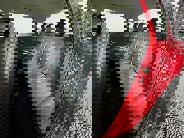 New 2025 Kia K4 LXS image 22