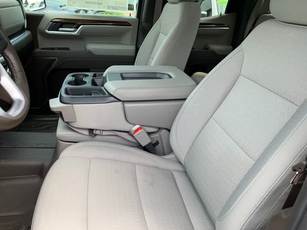Used 2026 GMC Sierra 1500 SLE w/ LPO, GMC Protection Package RWD image 17