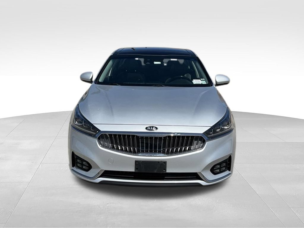 Used 2018 Kia Cadenza Technology FWD image 4