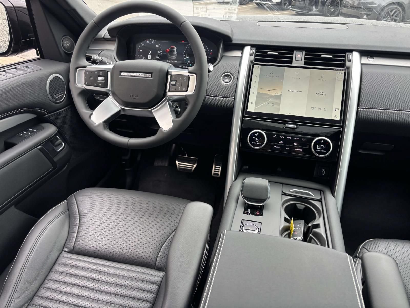 New 2026 Land Rover Discovery Dynamic SE AWD/4WD image 25