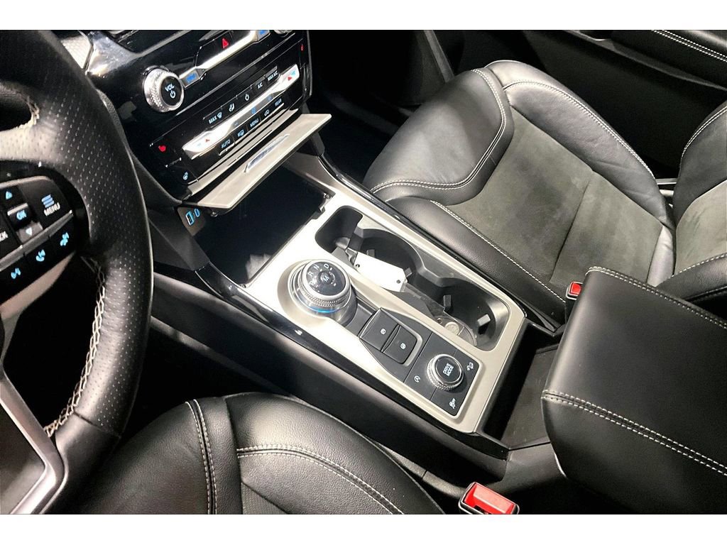 Used 2023 Ford Explorer ST image 19