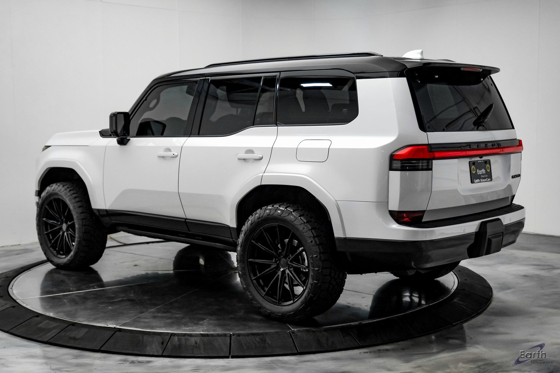 Used 2025 Lexus GX 550 550 Luxury+ 22 VOSSEN WHEELS w/ Accessory Package (2T) image 12