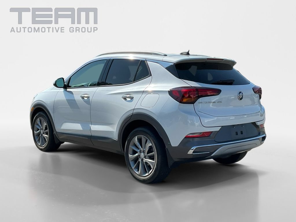 Used 2023 Buick Encore GX Essence w/ Experience Buick Package FWD image 5