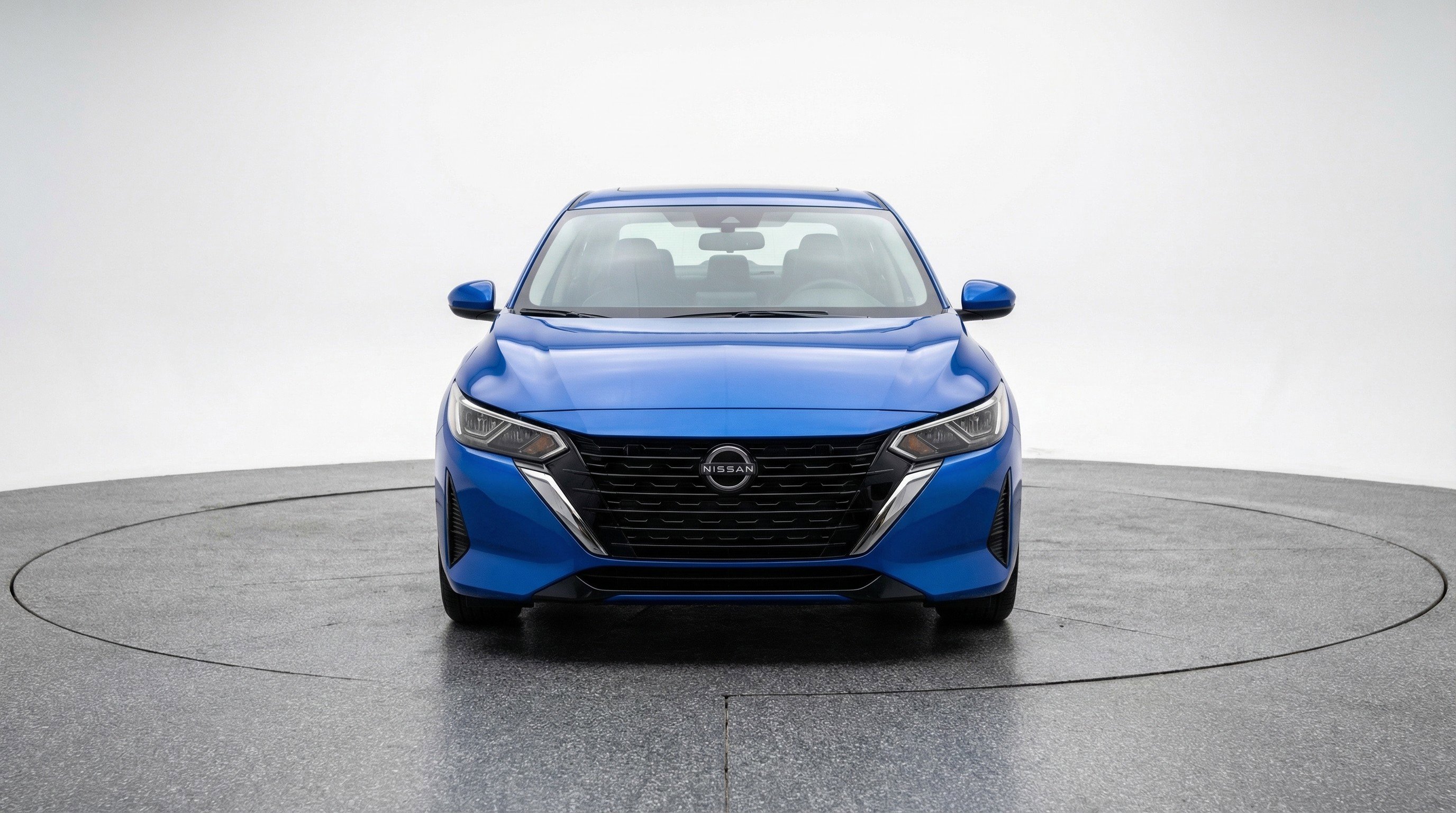 Used 2025 Nissan Sentra SV FWD image 2