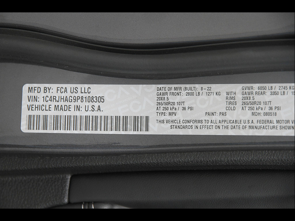 Used 2023 Jeep Grand Cherokee Altitude AWD/4WD image 23