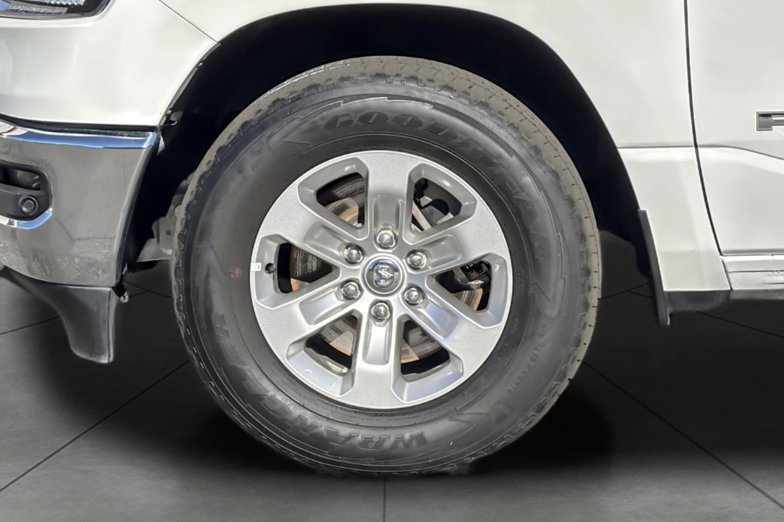 Used 2023 RAM 1500 Laramie image 25