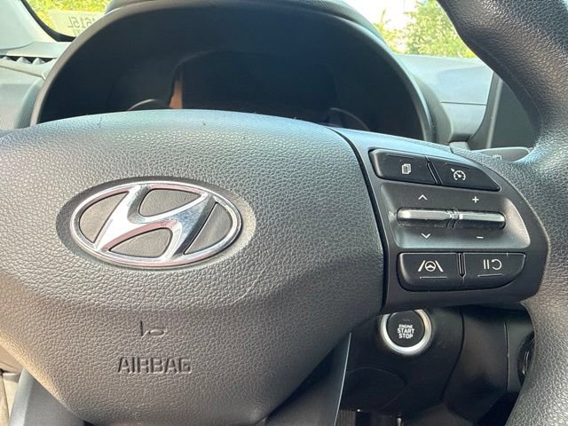 Used 2023 Hyundai Kona SEL AWD/4WD image 36