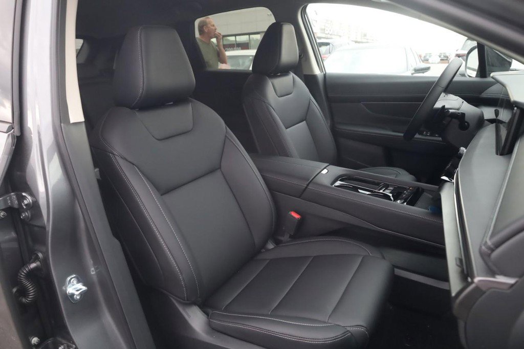 New 2026 Nissan Murano SV AWD/4WD image 21