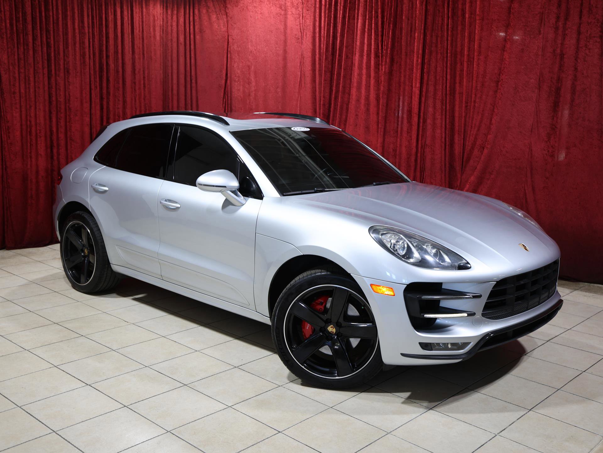 Used 2015 Porsche Macan Turbo AWD/4WD image 2