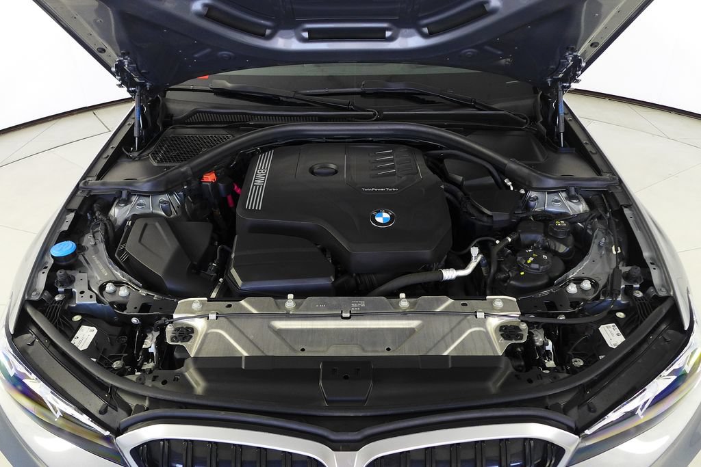 Certified 2024 BMW 330i xDrive Sedan w/ Premium Package AWD/4WD image 6