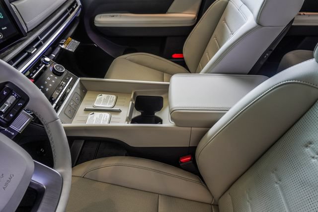New 2026 Hyundai Santa Fe Limited AWD/4WD image 15