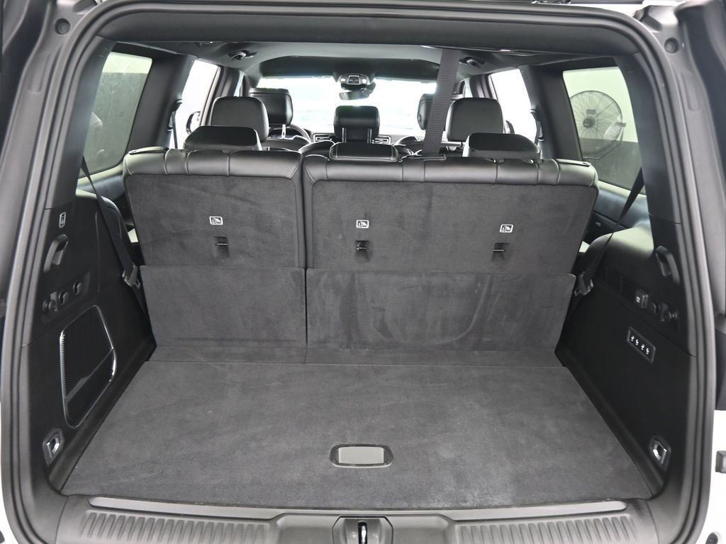 Used 2023 Jeep Wagoneer Series III w/ Preferred Equipment Group image 42