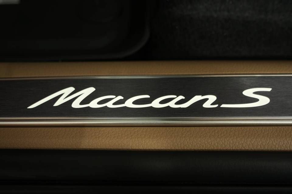 New 2026 Porsche Macan S AWD/4WD image 34