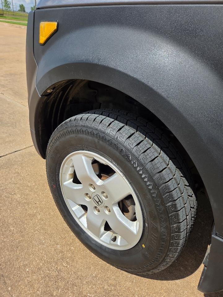 Used 2005 Honda Element EX image 19