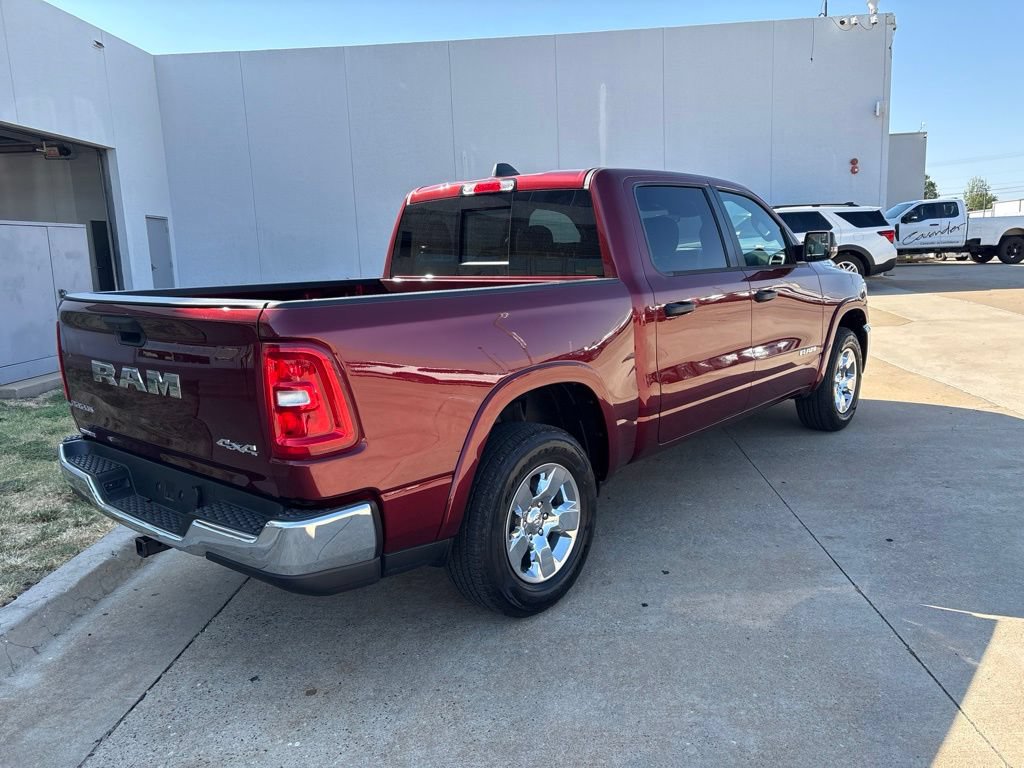 Used 2025 RAM 1500 Big Horn AWD/4WD image 4
