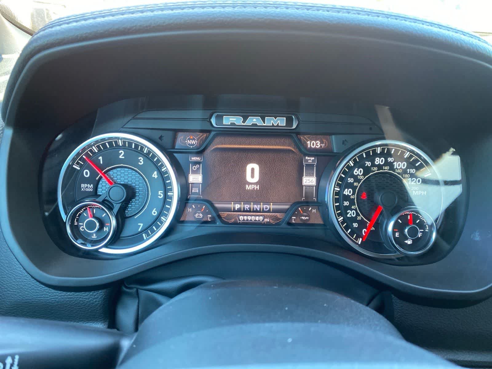 Used 2023 RAM 1500 Laramie AWD/4WD image 13