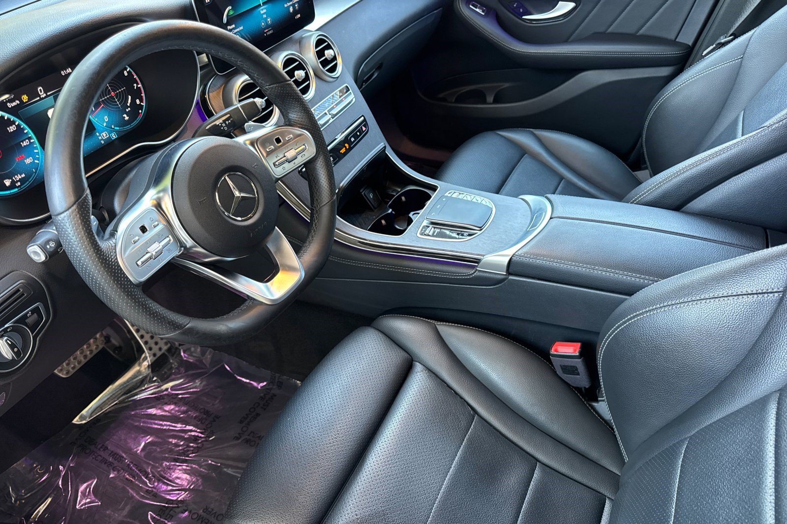 Certified 2020 Mercedes-Benz GLC 300 4MATIC image 4