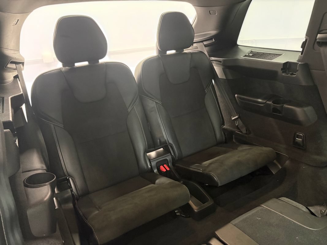 Used 2019 Volvo XC90 T6 R-Design w/ Advanced Package AWD/4WD image 16