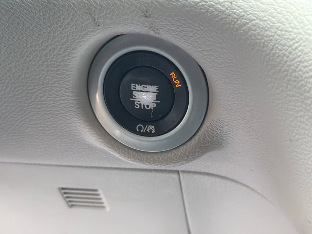 Used 2017 Chrysler Pacifica Touring-L Plus FWD image 21