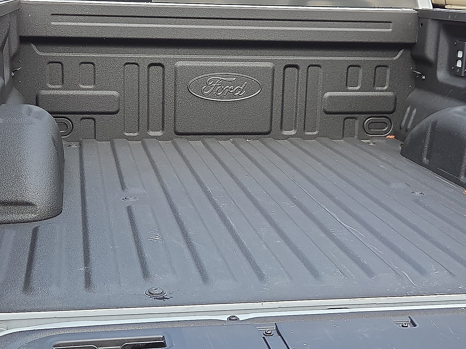 Certified 2025 Ford F150 Raptor AWD/4WD image 8