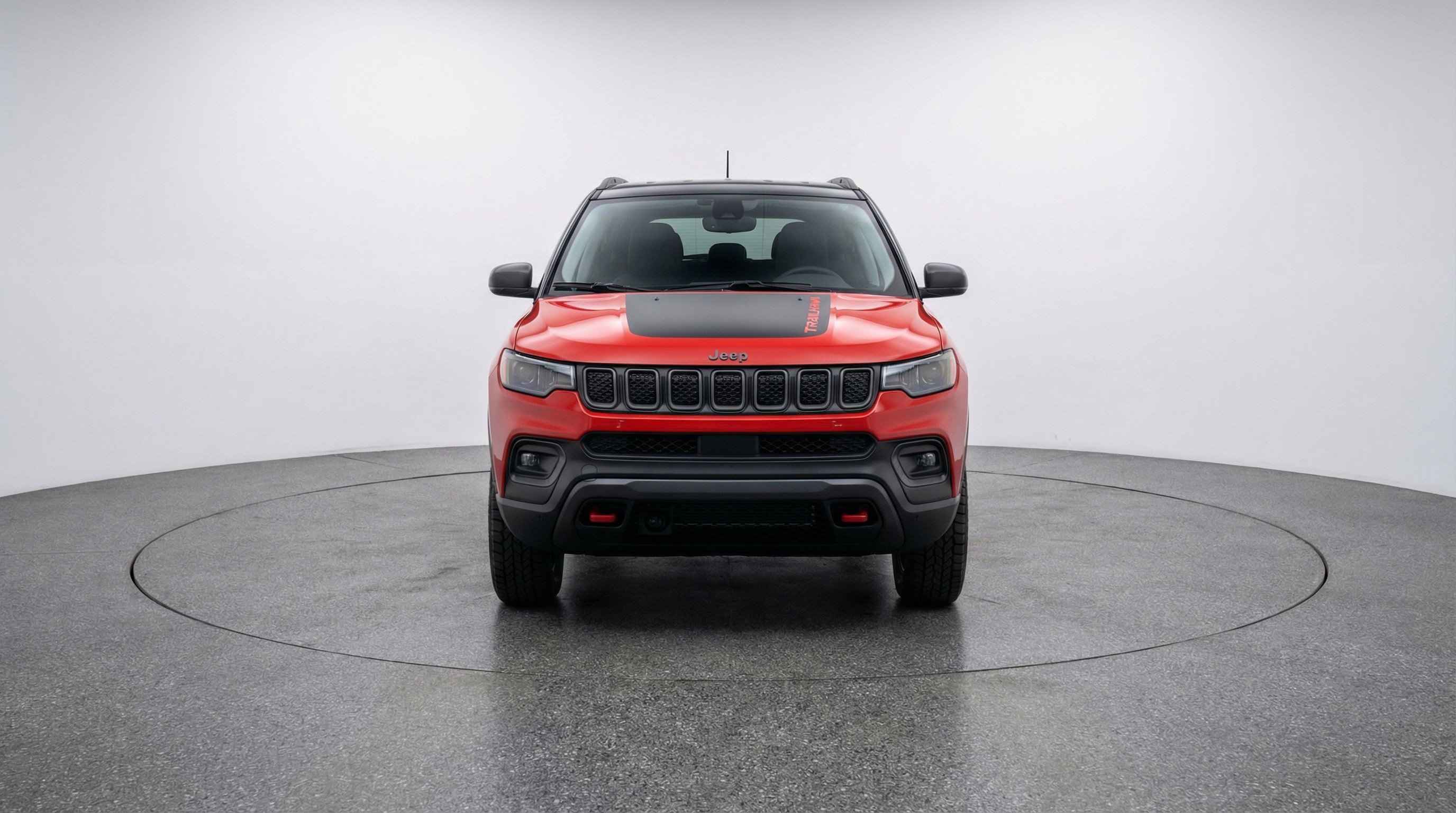 Used 2025 Jeep Compass Trailhawk AWD/4WD image 2