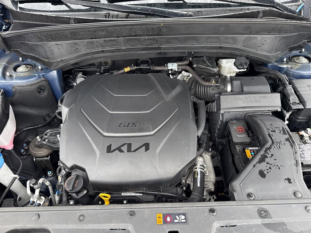 Used 2024 Kia Telluride SX Prestige w/ Towing Package image 13