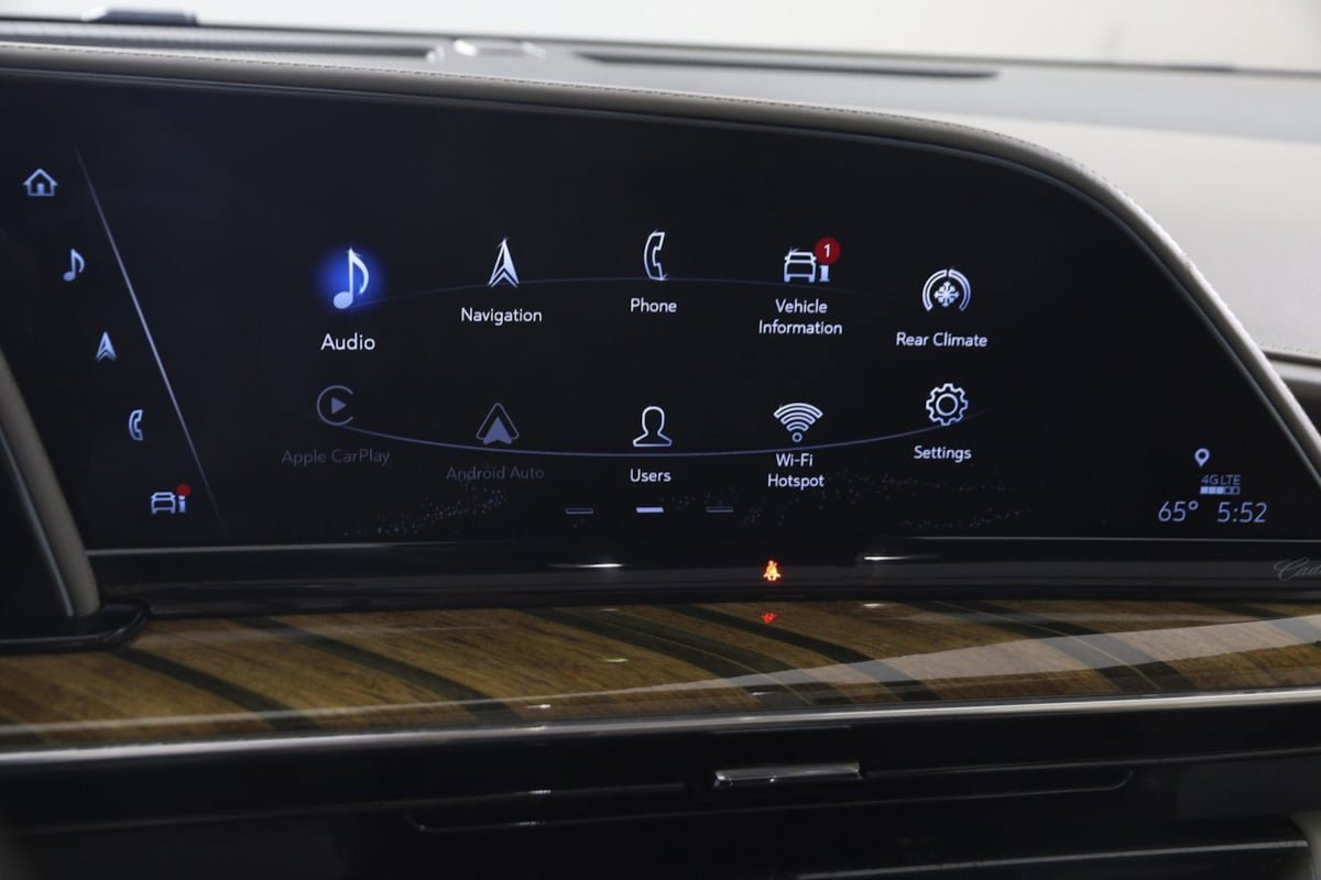 Used 2021 Cadillac Escalade Sport Platinum AWD/4WD image 43