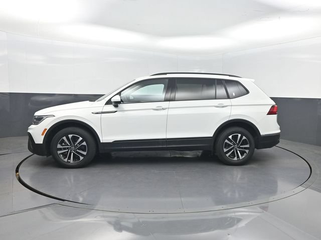 Used 2023 Volkswagen Tiguan S AWD/4WD image 2