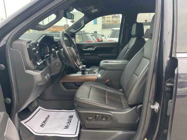 Used 2022 Chevrolet Silverado 1500 High Country image 4