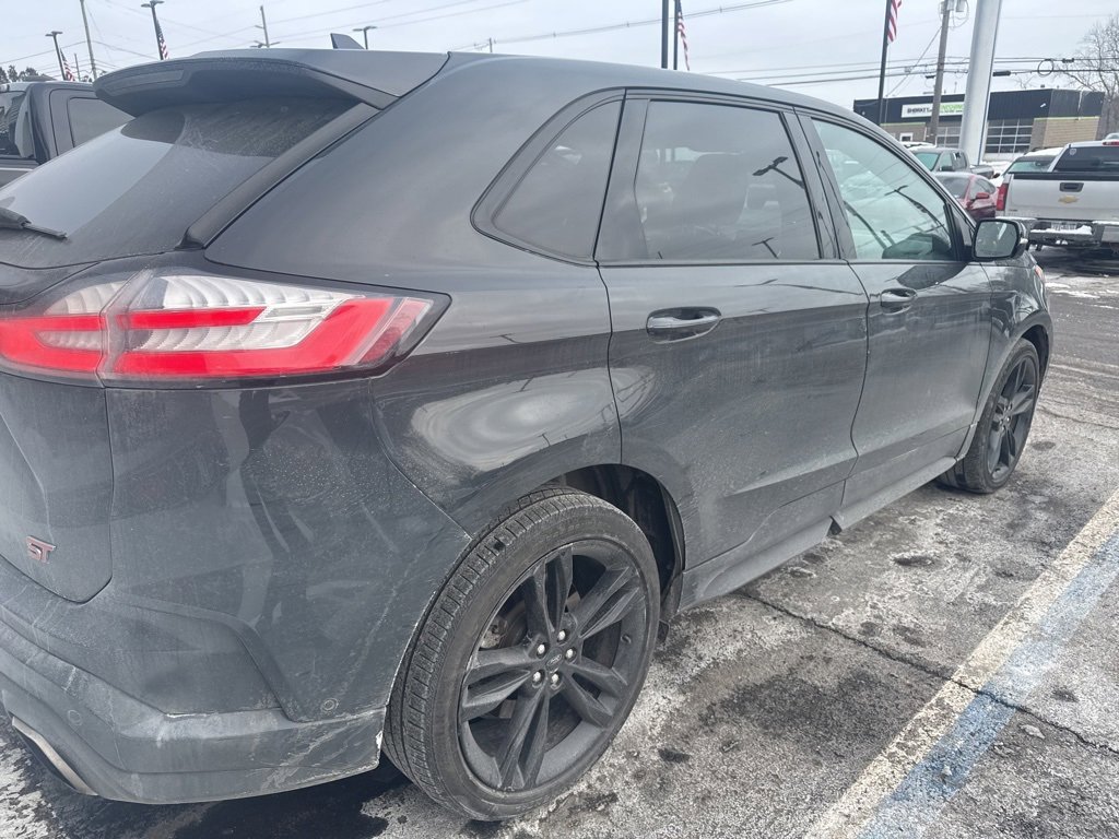 Used 2021 Ford Edge ST w/ Equipment Group 401A image 4