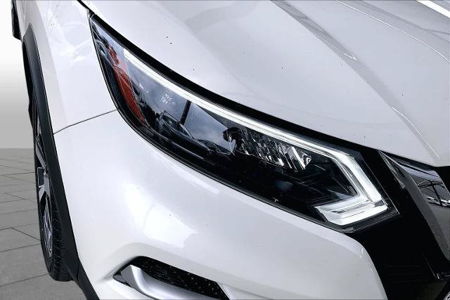 Certified 2022 Nissan Rogue Sport SL w/ Premium Package AWD/4WD image 28