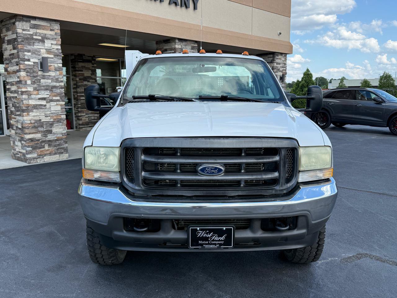 Used 2004 Ford F450 4x4 Regular Cab Super Duty image 6