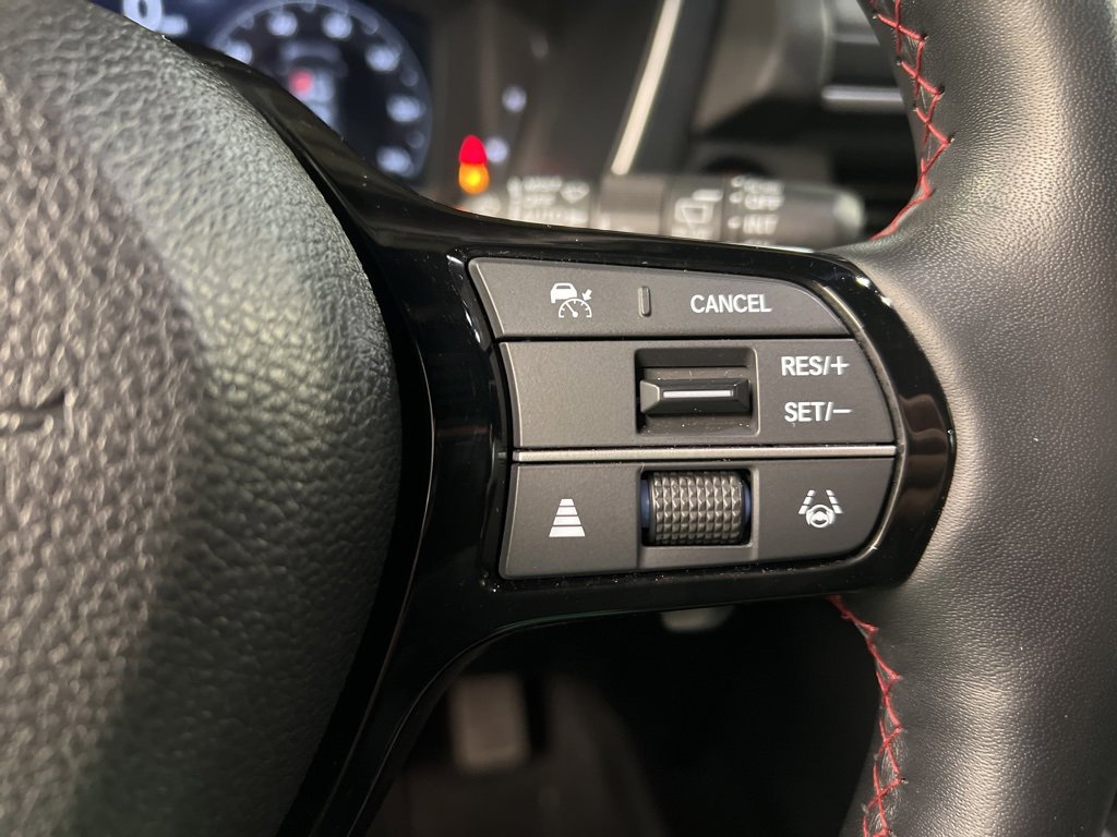 Used 2025 Honda Pilot Black Edition image 20