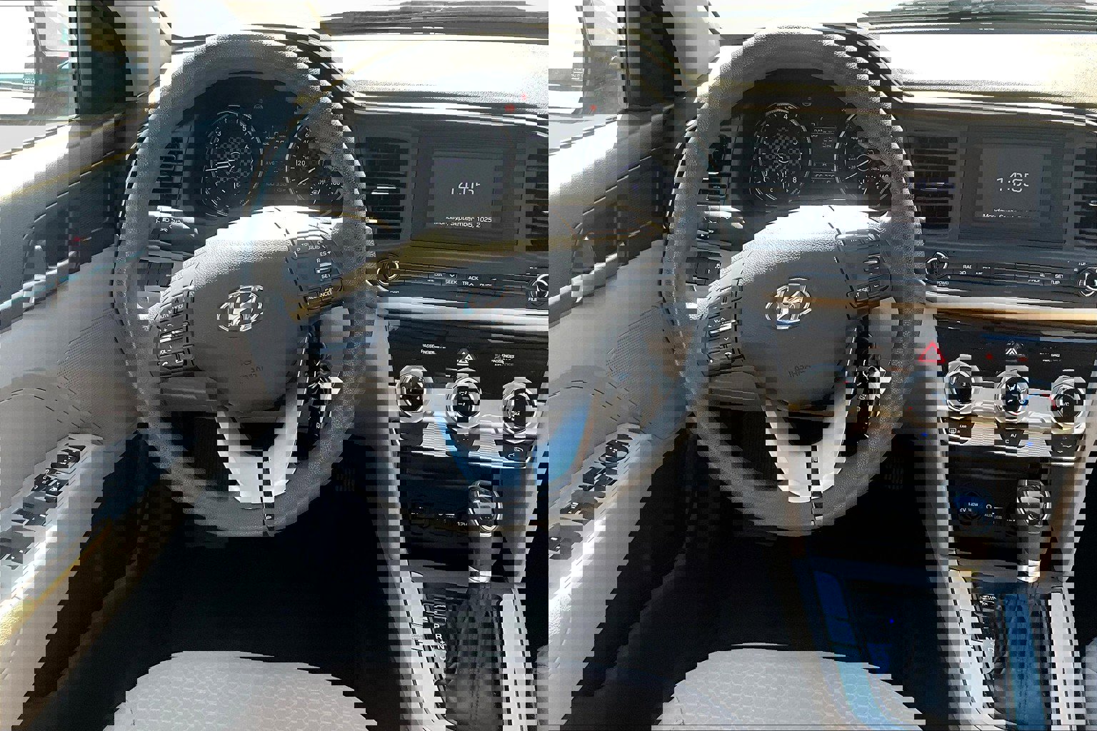 Used 2019 Hyundai Elantra SE image 5