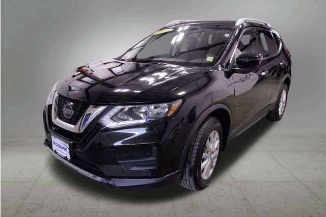 Used 2018 Nissan Rogue SV w/ Premium Package image 1