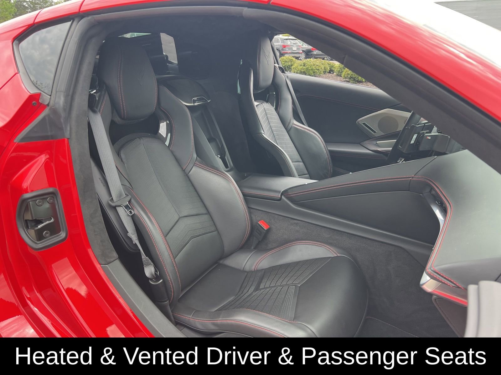 Used 2025 Chevrolet Corvette Stingray Premium Cpe w/ Z51 Performance Package image 38