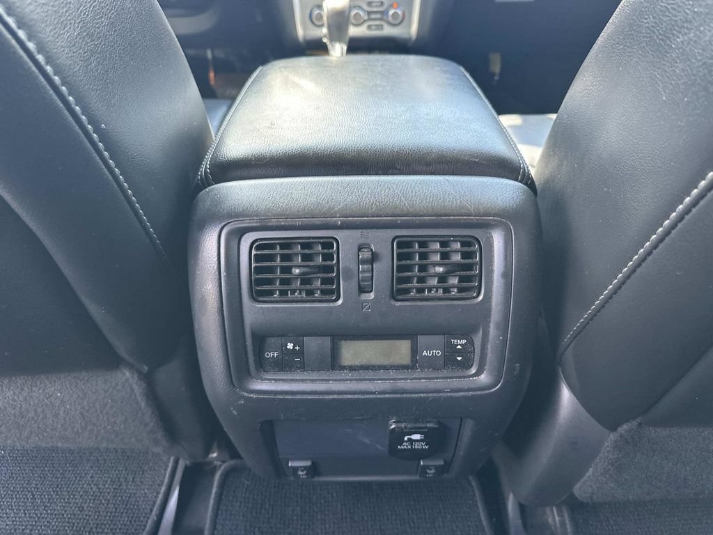 Used 2017 Nissan Pathfinder SL w/ SL Premium Package AWD/4WD image 15