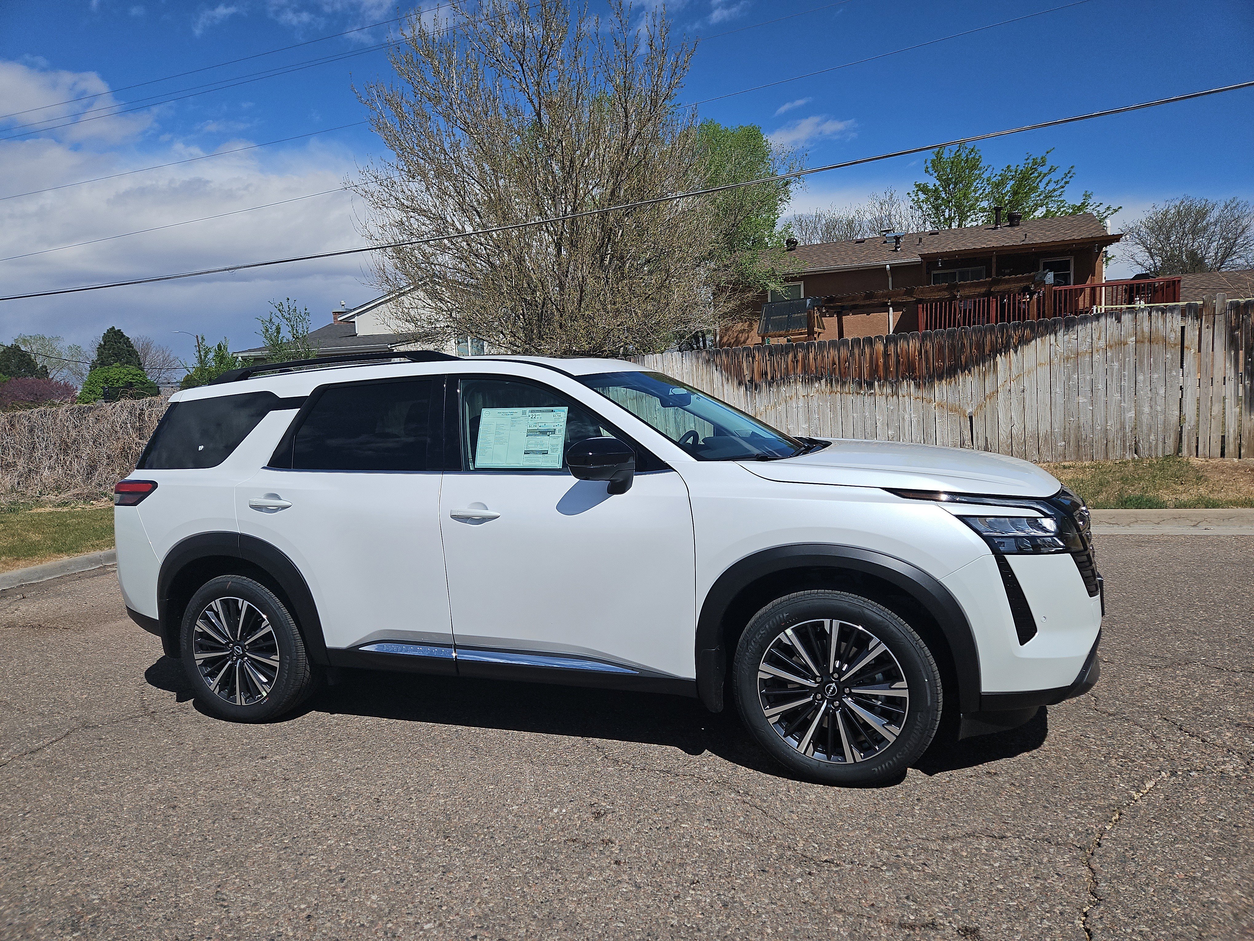 New 2026 Nissan Pathfinder Platinum AWD/4WD image 2