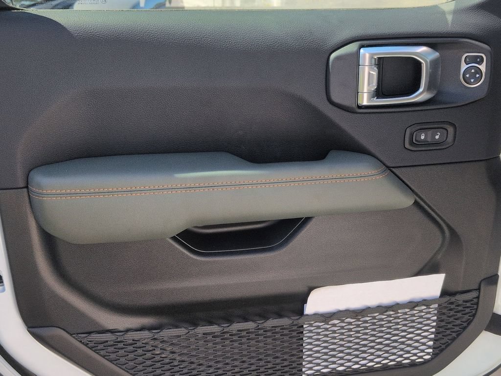 New 2026 Jeep Gladiator Mojave AWD/4WD image 11
