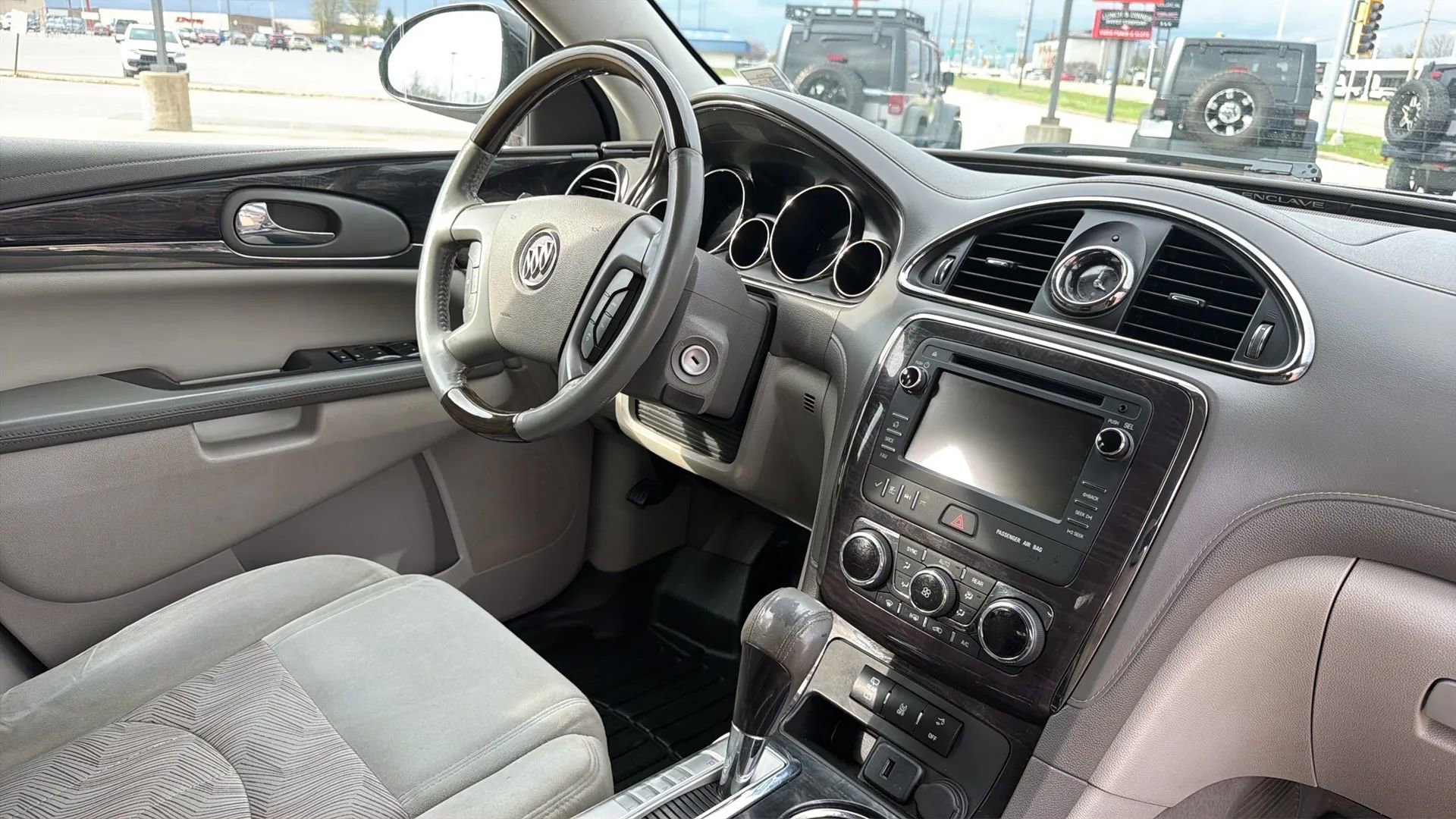 Used 2015 Buick Enclave Convenience FWD image 79