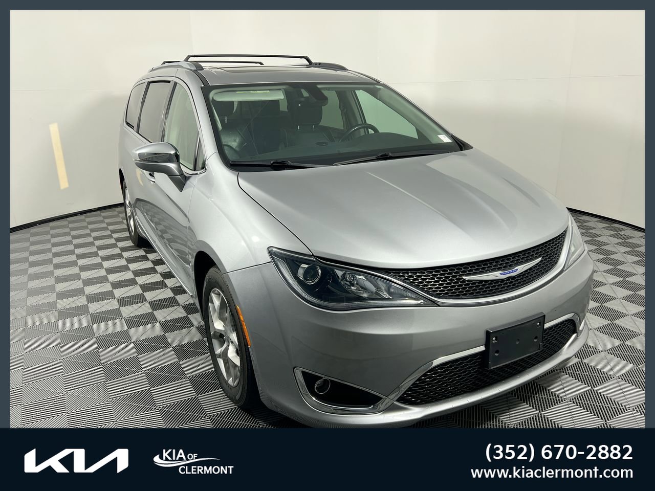 Used 2018 Chrysler Pacifica Limited
