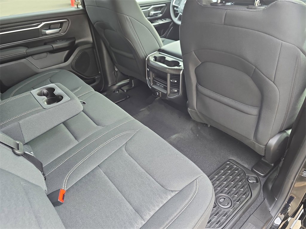 New 2026 RAM 1500 4x4 Crew Cab image 12