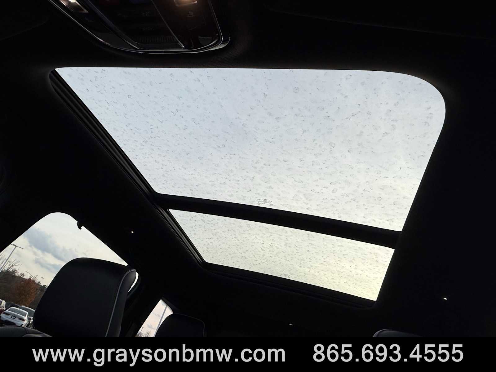 Used 2022 Jeep Grand Cherokee Summit w/ Luxury Tech Group V image 29