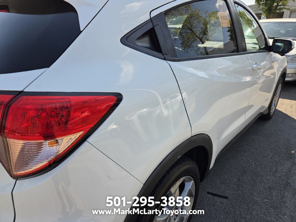 Used 2016 Honda HR-V EX image 8