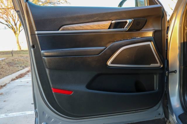 Used 2020 Kia Telluride EX image 13