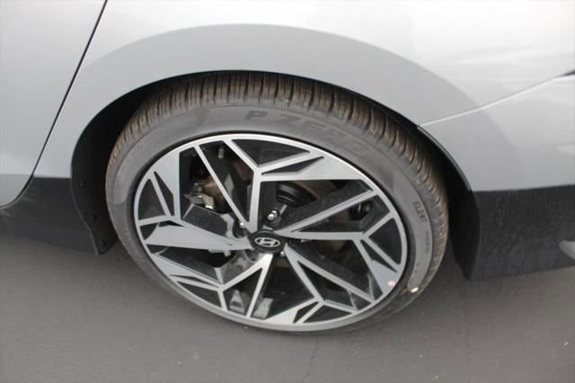 Used 2024 Hyundai Ioniq 6 SEL AWD/4WD image 6